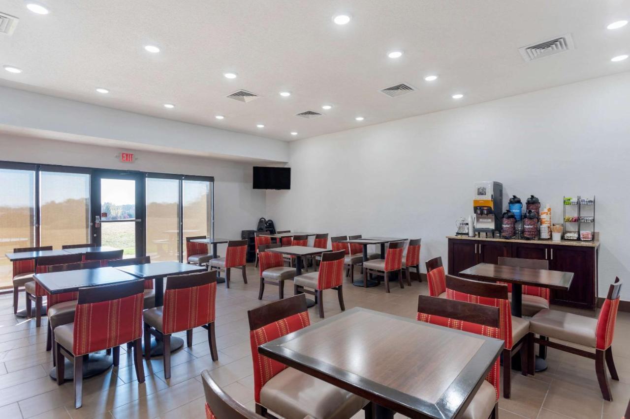 Comfort Inn & Suites Кейв Сити Екстериор снимка