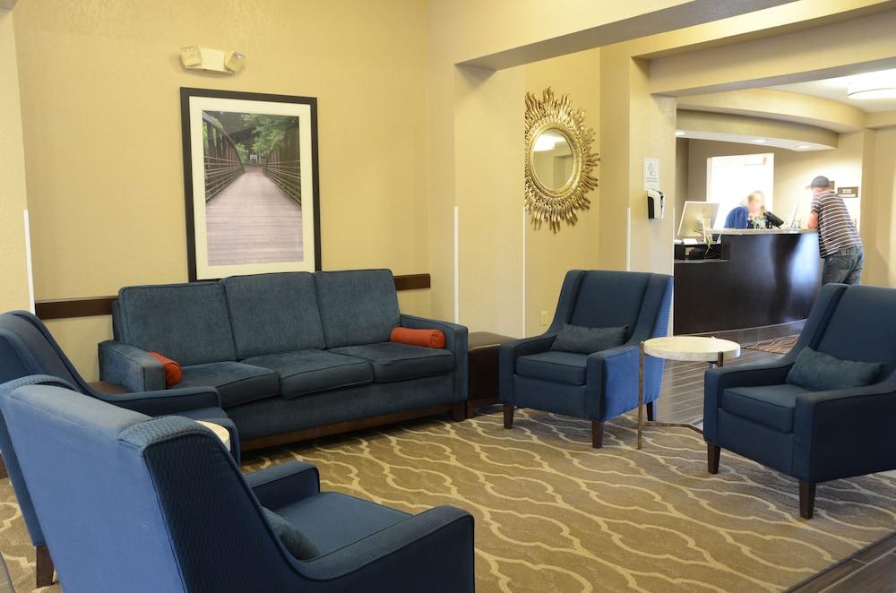 Comfort Inn & Suites Кейв Сити Екстериор снимка
